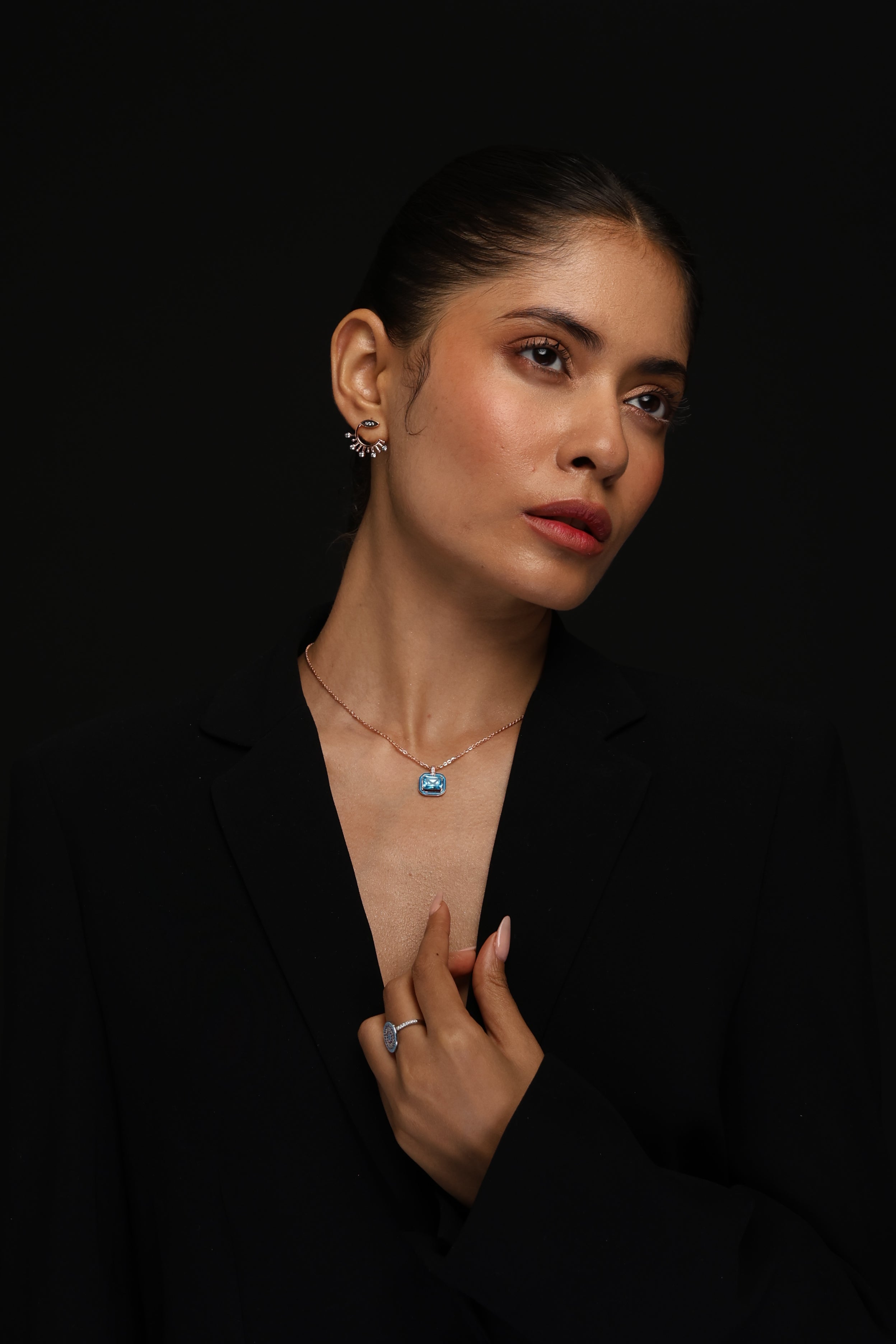 Aqua Glass Gleam Pendant