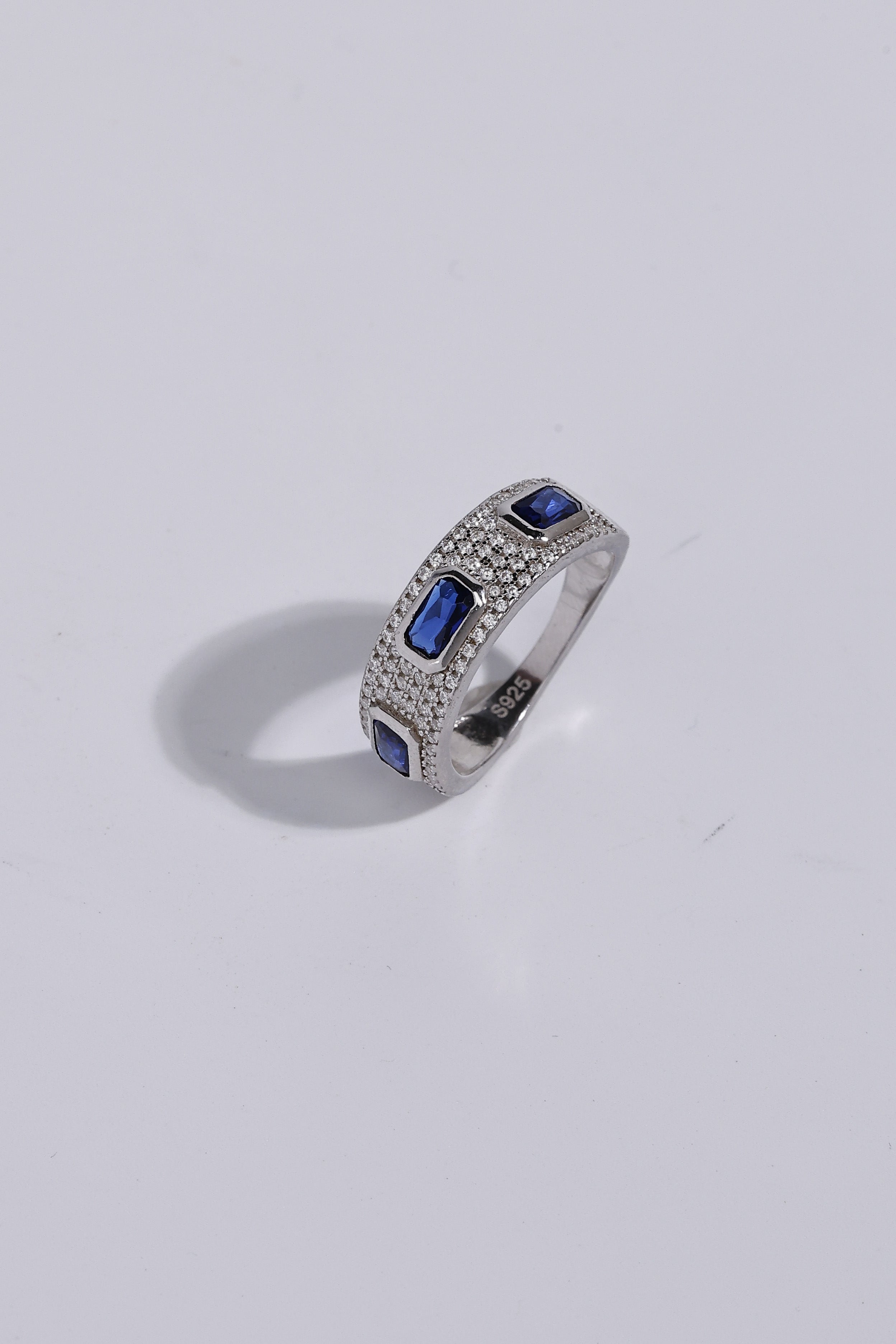 Blue Sapphire Studded Ring