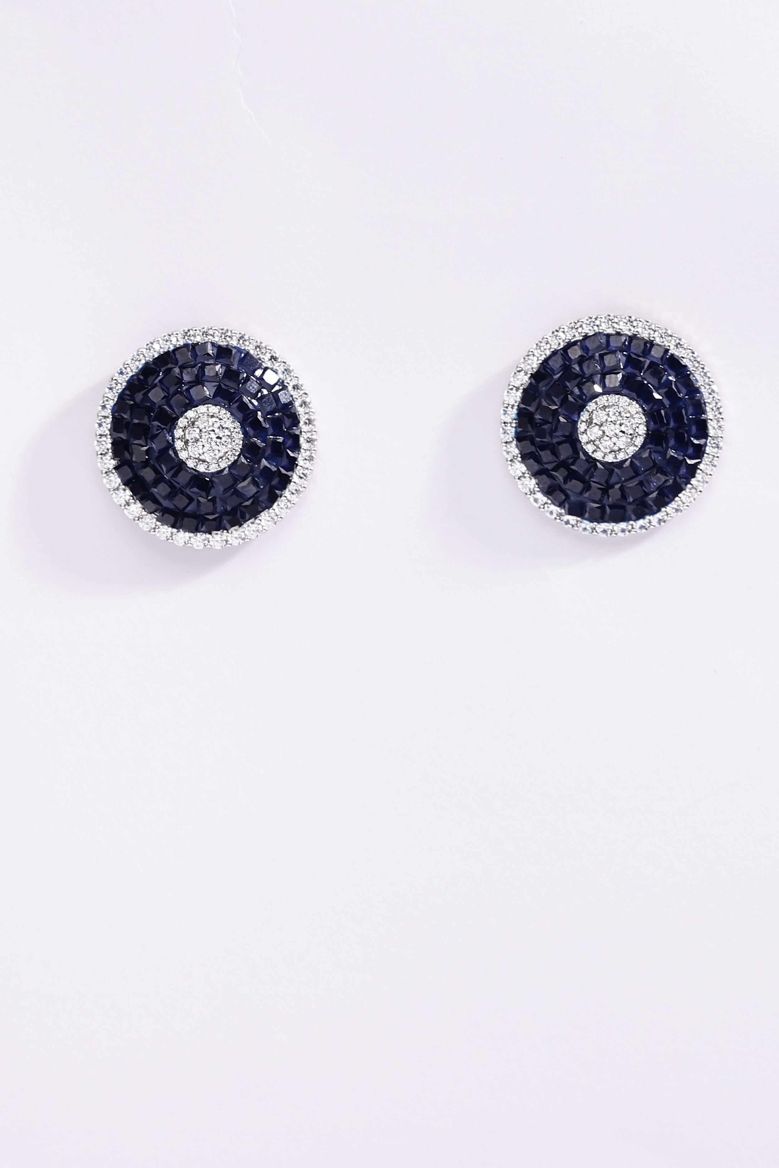 Glam Sapphire Sphere